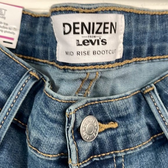 Denizen Levi’s Jean pants - Picture 3 of 5